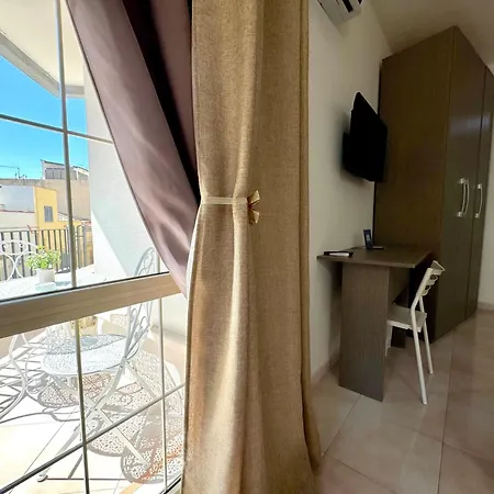 לינה וארוחת בוקר Blue