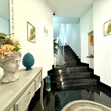 לינה וארוחת בוקר Blue