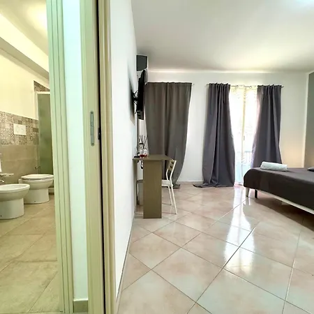 לינה וארוחת בוקר Blue טראסיני