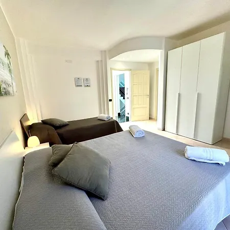 Blue Couette-café 3*