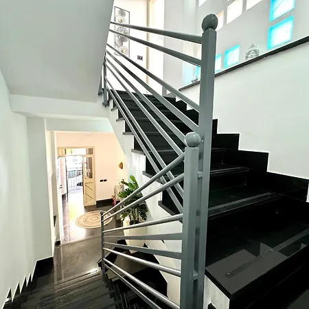 Blue Couette-café 3*